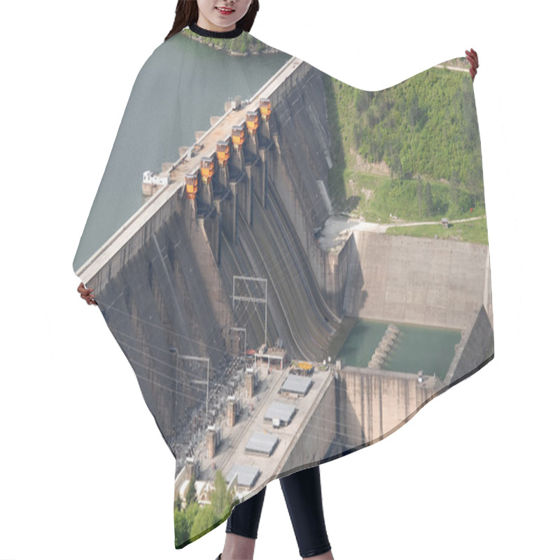 Personality  Close Up Image Of A Water Barrier Dam Hair Cutting Cape