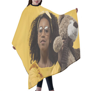 Personality  Curly African American Kid In Glasses Holding Teddy Bear Isolated On Yellow Hair Cutting Cape