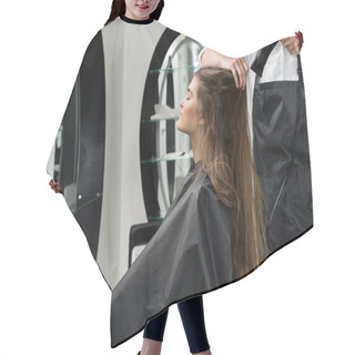 Personality  Hairdresser Drying Hair Of Woman Hair Cutting Cape
