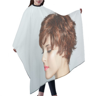Personality  Woman With Short Haircut Hair Cutting Cape