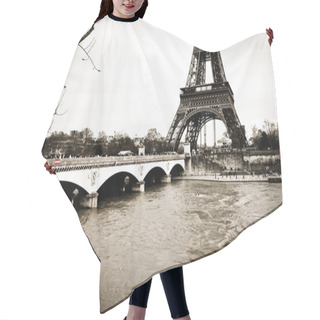 Personality  Eiffel Tower Monochrome Square Format Hair Cutting Cape