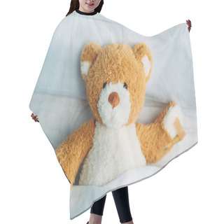 Personality  Teddy Bear In Bed Hair Cutting Cape