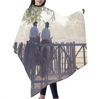 Personality  Gauchos En Fiesta De La Tradicion In San Antonio De Areco Hair Cutting Cape