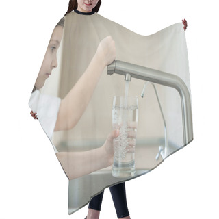 Personality  Child Is Holding A Transparent Glass. Filling Cup Beverage. Pouring Fresh Drink. Consumption Of Tap Water Contributes To The Saving Of Water In Plastic Bottles And To The Protection Of The Environment Hair Cutting Cape