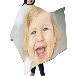 Personality  Smiling Baby Hair Cutting Cape