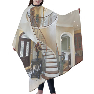 Personality  Foyer With Spiral Staircase Hair Cutting Cape
