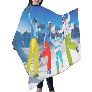 Personality  Ski, Snow And Winter Fun - Happy Family Ski Team Hair Cutting Cape