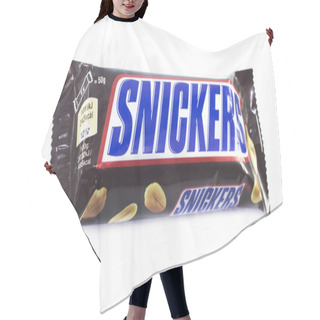 Personality  Snickers Chocolate Bar Hair Cutting Cape