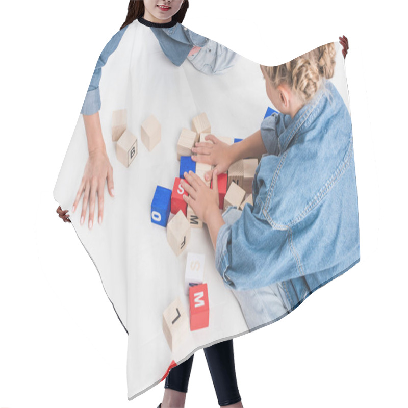 Personality  Mother And Daughter Playing With Aphabet Blocks Hair Cutting Cape