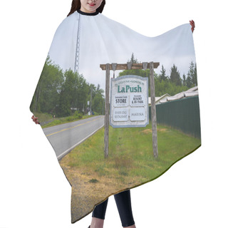 Personality  La Push, Washington, USA - June 11, 2023 : Welcome Sign For La Push With Directions To Local Amenities On A Cloudy Day. Hair Cutting Cape