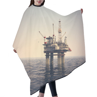 Personality  Oil Platform On Sea. Hair Cutting Cape