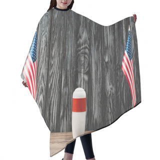Personality  Funeral Urn With Ashes Near American Flags Hair Cutting Cape