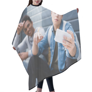 Personality  Selective Focus Of Friends Smiling, Smoking Cigarettes, Holding Beer And Taking Selfie  Hair Cutting Cape