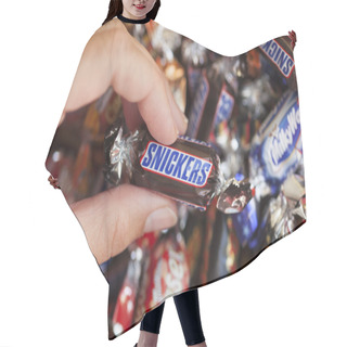 Personality  Snickers Candy In Woman's Hand Hair Cutting Cape