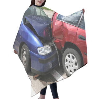 Personality  Car Accident Hair Cutting Cape