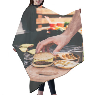 Personality  Man Adjusting Bun On Meat Of Burgers Cooked Outdoors On Grill Hair Cutting Cape