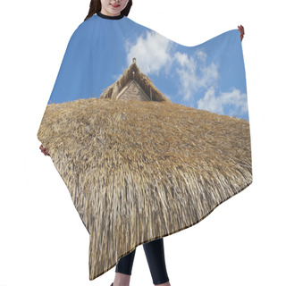 Personality  Thatched Roof Hair Cutting Cape