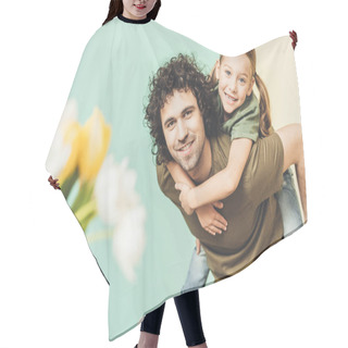 Personality  Selective Focus Of Father Piggybacking Adorable Happy Daughter And Smiling At Camera Hair Cutting Cape