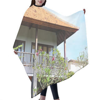 Personality  Beautiful House With A Balcony Hair Cutting Cape