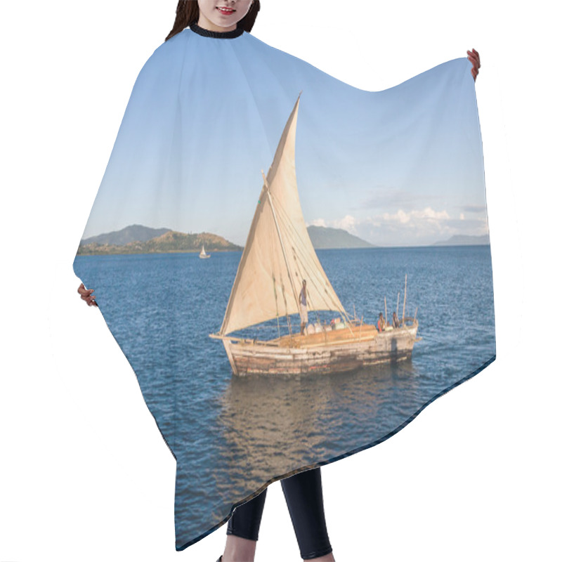 Personality  Traditional Sailboat Hair Cutting Cape