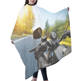 Personality  Close-up Of Motorbiker Riding On Empty Road Hair Cutting Cape