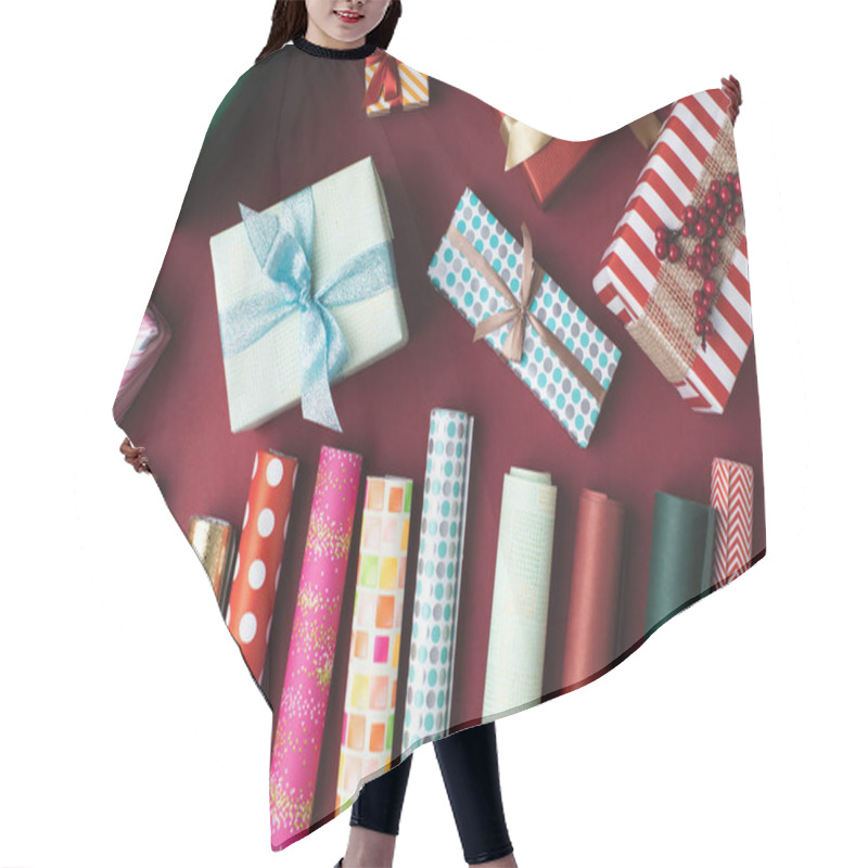 Personality  christmas presents and wrapping papers hair cutting cape