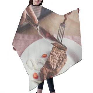 Personality  Woman Eating Steak  Hair Cutting Cape