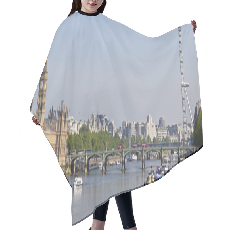 Personality  London Panoramic View Hair Cutting Cape