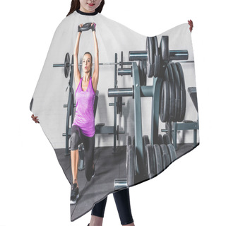 Personality  Sportswoman Exercising In Gym Hair Cutting Cape
