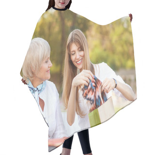 Personality  Adult Mother And Daughter Hair Cutting Cape
