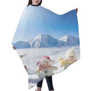 Personality  Happy Snowman Friends Hair Cutting Cape