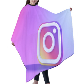 Personality  3D Instagram Logo On A Gradient Background, Social Media Application. 3d Render Illustration Hair Cutting Cape