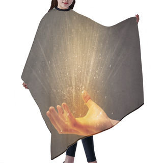 Personality  Hand Holding Yellow Light Hair Cutting Cape