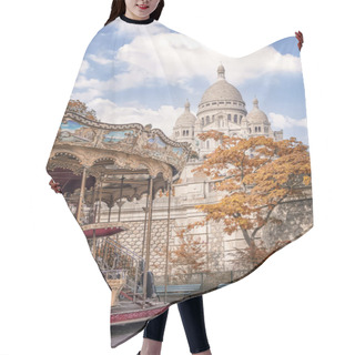 Personality  The Sacre-Coeur Basilica In Montmartre, Paris Hair Cutting Cape