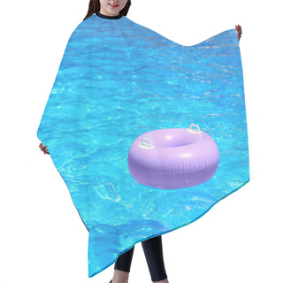 Personality  Inflatable Ring In Swimming Pool Hair Cutting Cape