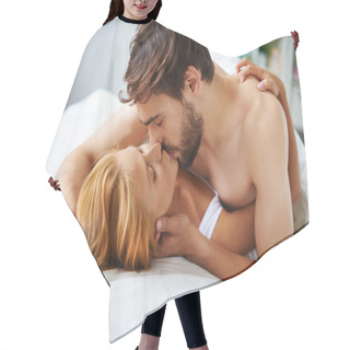 Personality  Couple Lying On Bed And Kissing Hair Cutting Cape