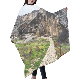 Personality  Gobustan National Park Ancient Rocks Hair Cutting Cape