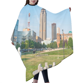 Personality  DES MOINES, IOWA - JULY 11, 2018: Des Moines, Iowa Skyline From The Pappajohn Sculpture Park Hair Cutting Cape
