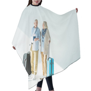 Personality  Senior Couple With Traveling Bags Hair Cutting Cape