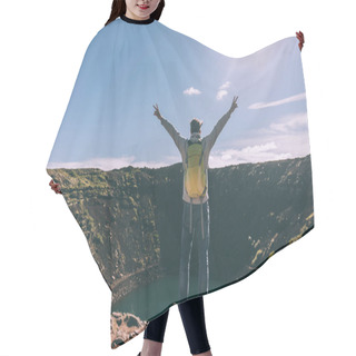 Personality  Backpacking Hair Cutting Cape