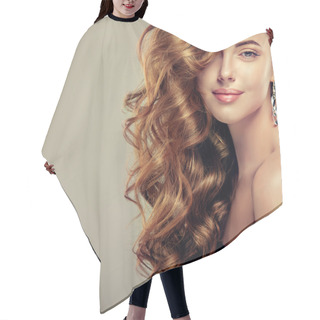 Personality  Girl With Long Curly Hair Hair Cutting Cape