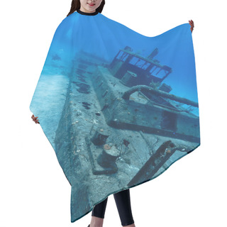 Personality  Underwater Wreck Hair Cutting Cape