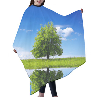 Personality  Green Planet Hair Cutting Cape