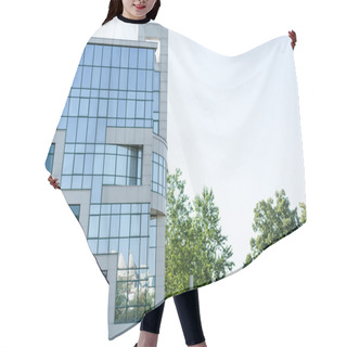 Personality  Office Building Hair Cutting Cape