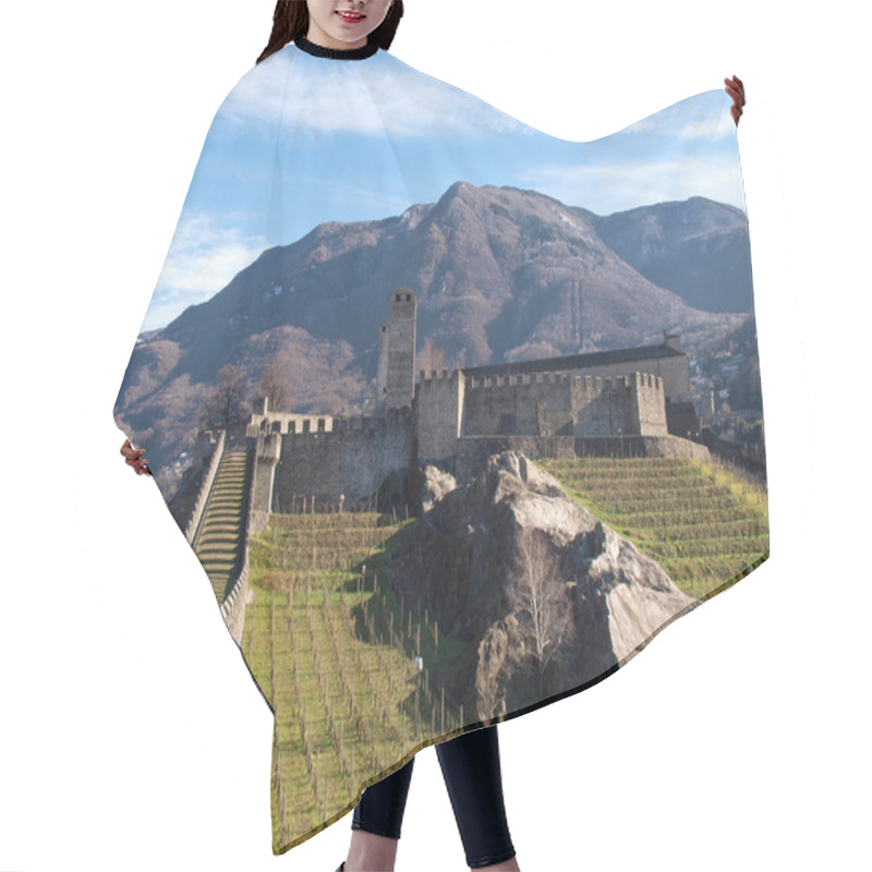 Personality  Switzerland, Bellinzona Castles Hair Cutting Cape