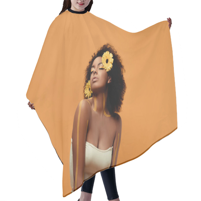Personality  Woman hair cutting cape