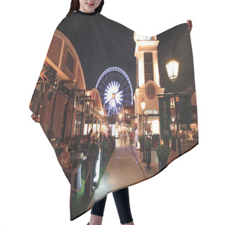 Personality  Asiatique The Riverfront At Night Hair Cutting Cape