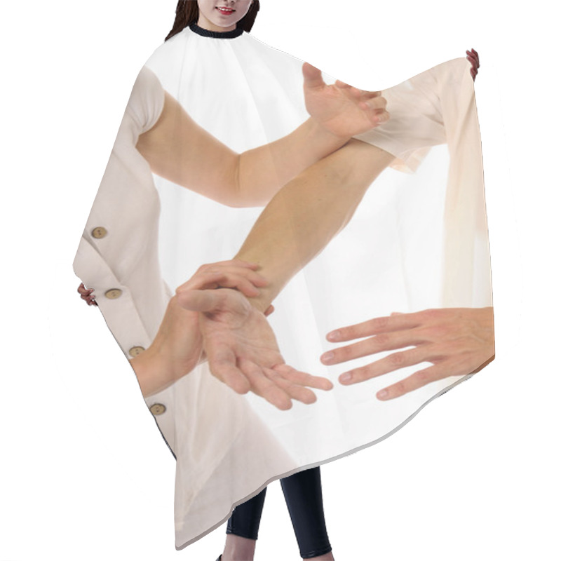 Personality  The Hands Hair Cutting Cape
