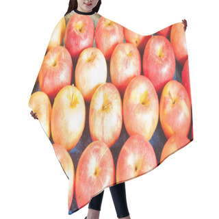 Personality  Many Apples Hair Cutting Cape