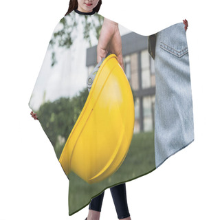 Personality  Cropped View Of Workman Holding Hardhat Outdoors, Labor Day Concept Hair Cutting Cape